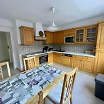 Haus Am Erzbach - Mitten In Der Apartment *