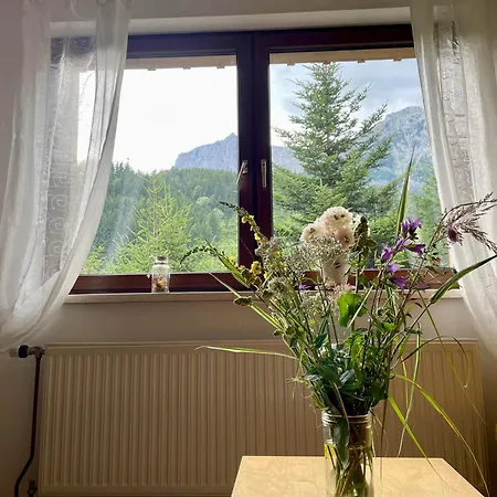 Haus Am Erzbach - Mitten In Der Appartement Eisenerz