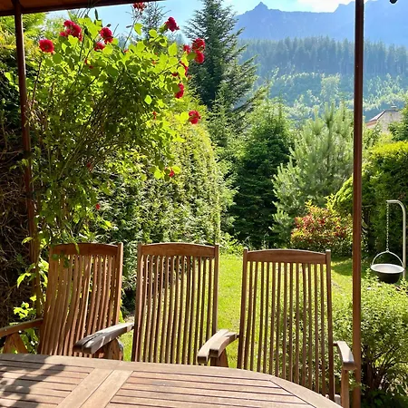 Haus Am Erzbach - Mitten In Der Lägenhet