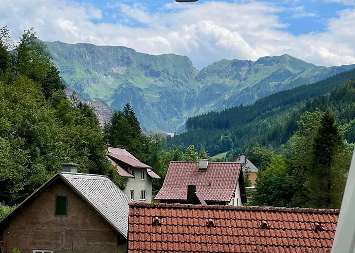 Haus Am Erzbach - Mitten In Der * Eisenerz