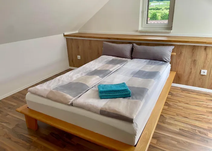 Haus Am Erzbach - Mitten In Der * 艾森埃尔茨